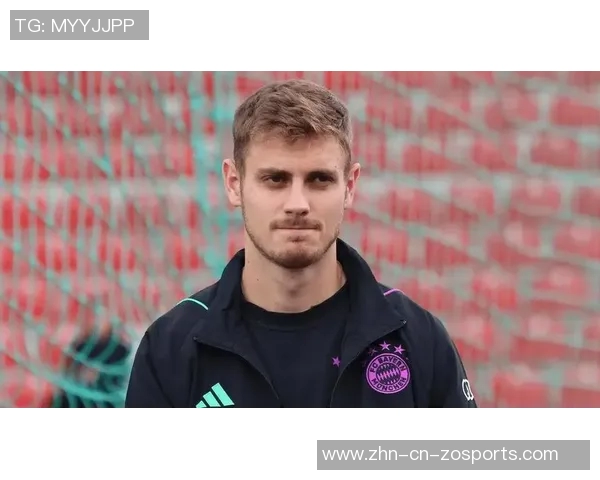 斯坦尼西奇训练中与塔争抢球后左膝受伤紧急离场引发关注 斯坦尼西奇训练中与塔争抢球后左膝受伤紧急离场引发关注