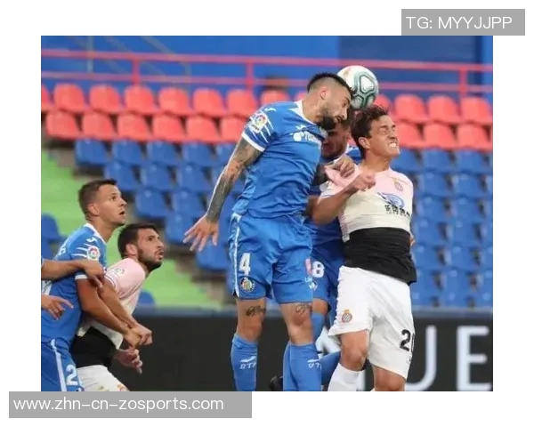 申花主场防守失误致对手凌空垫射扳平比分令人失望